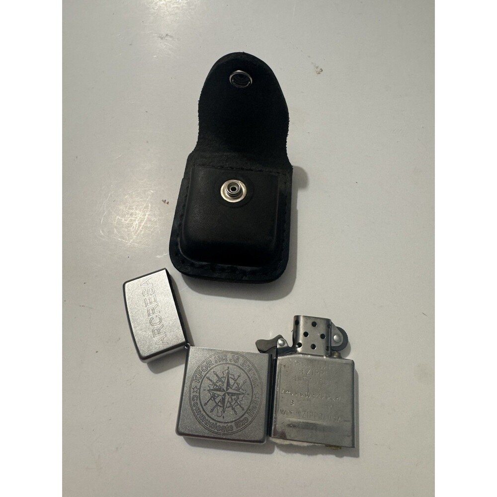 Zippo Windproof Lighter 2009 w/ Genuine Zippo Leather Belt Pouch Made in USA